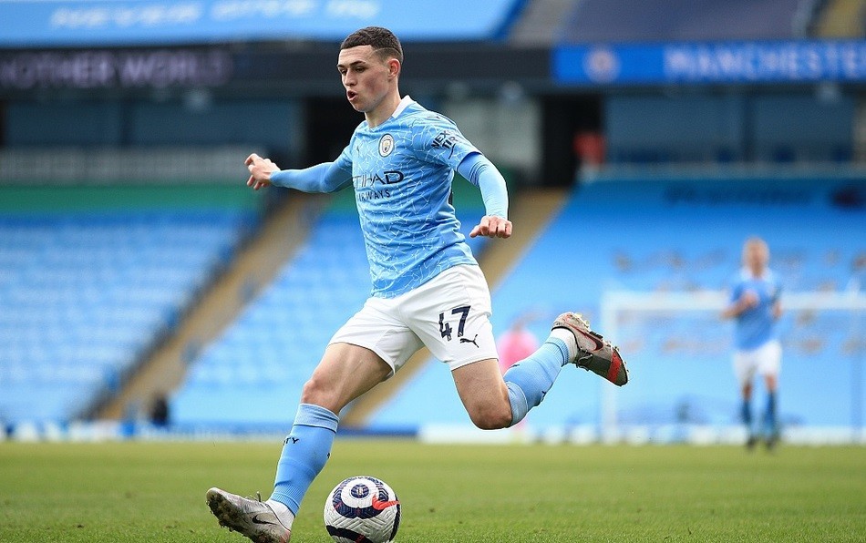 星空体育下载-孟菲斯灰熊迎欧冠关键赛，国际比赛日内部沟通，压力陡增，身体对抗强度拉满(曼联52大逆转热刺)